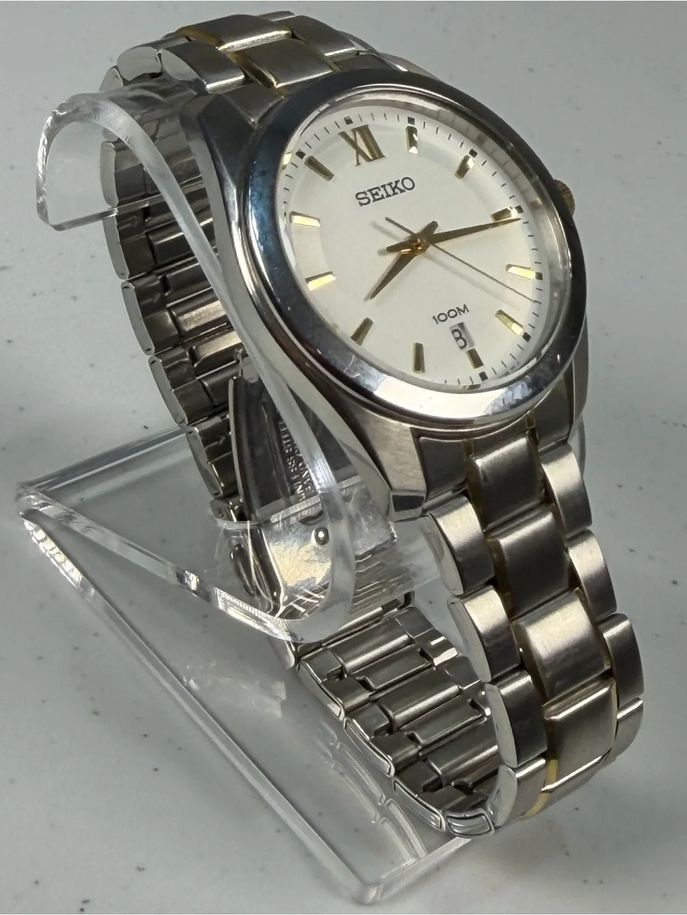 Seiko 7N42-0JF0 Men’s 100M Quartz White Dial Two Tone Japan Watch Runs